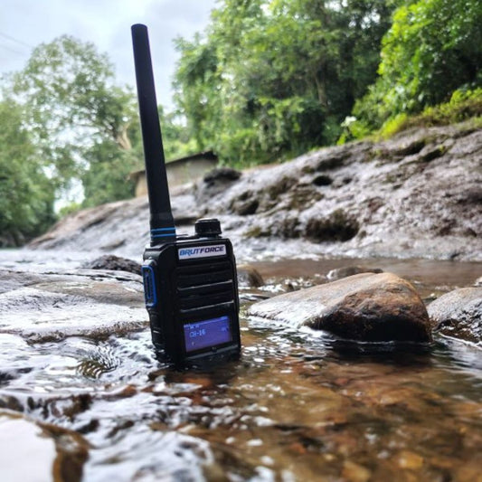 BRUTFORCE Radio Walkie Talkie BFR-001i License Free UHF