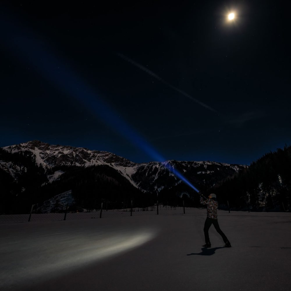 Ledlenser X21R Flashlight