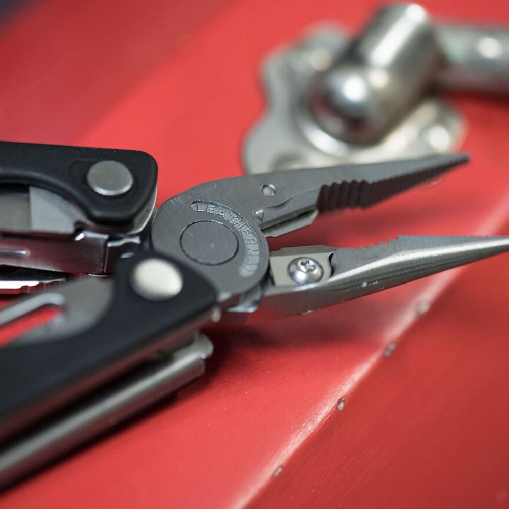 Leatherman Charge PLUS Multi-Tool